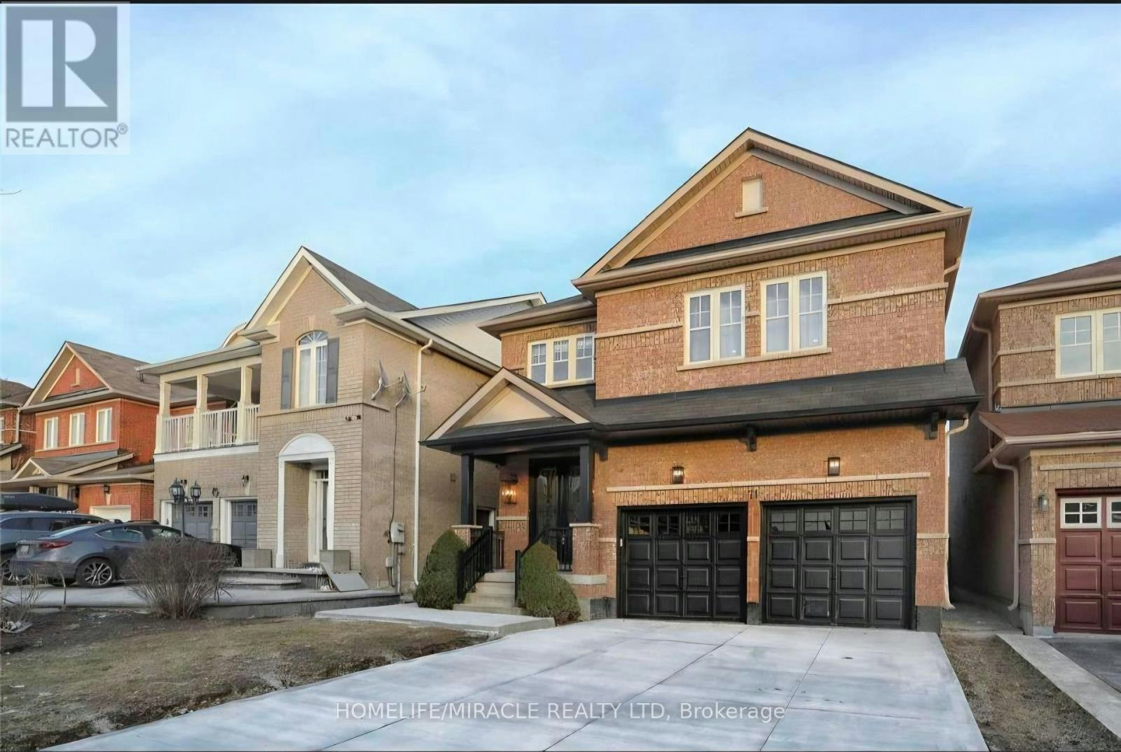 71 Pantomine Boulevard, Brampton, ON, L6Y 5N4