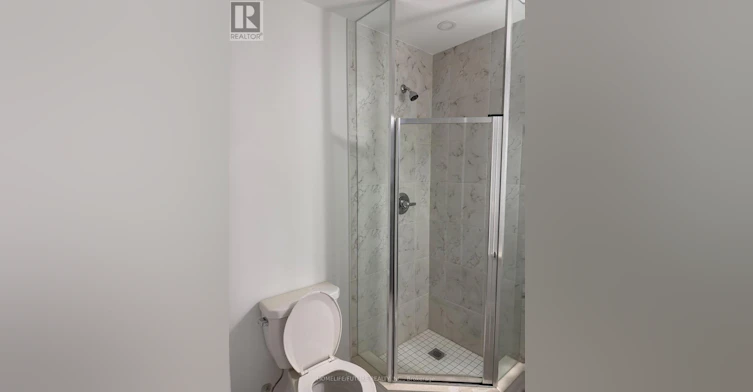 E-1002-52 Coles Avenue, Vaughan, ON, L4L 0J1 - 7