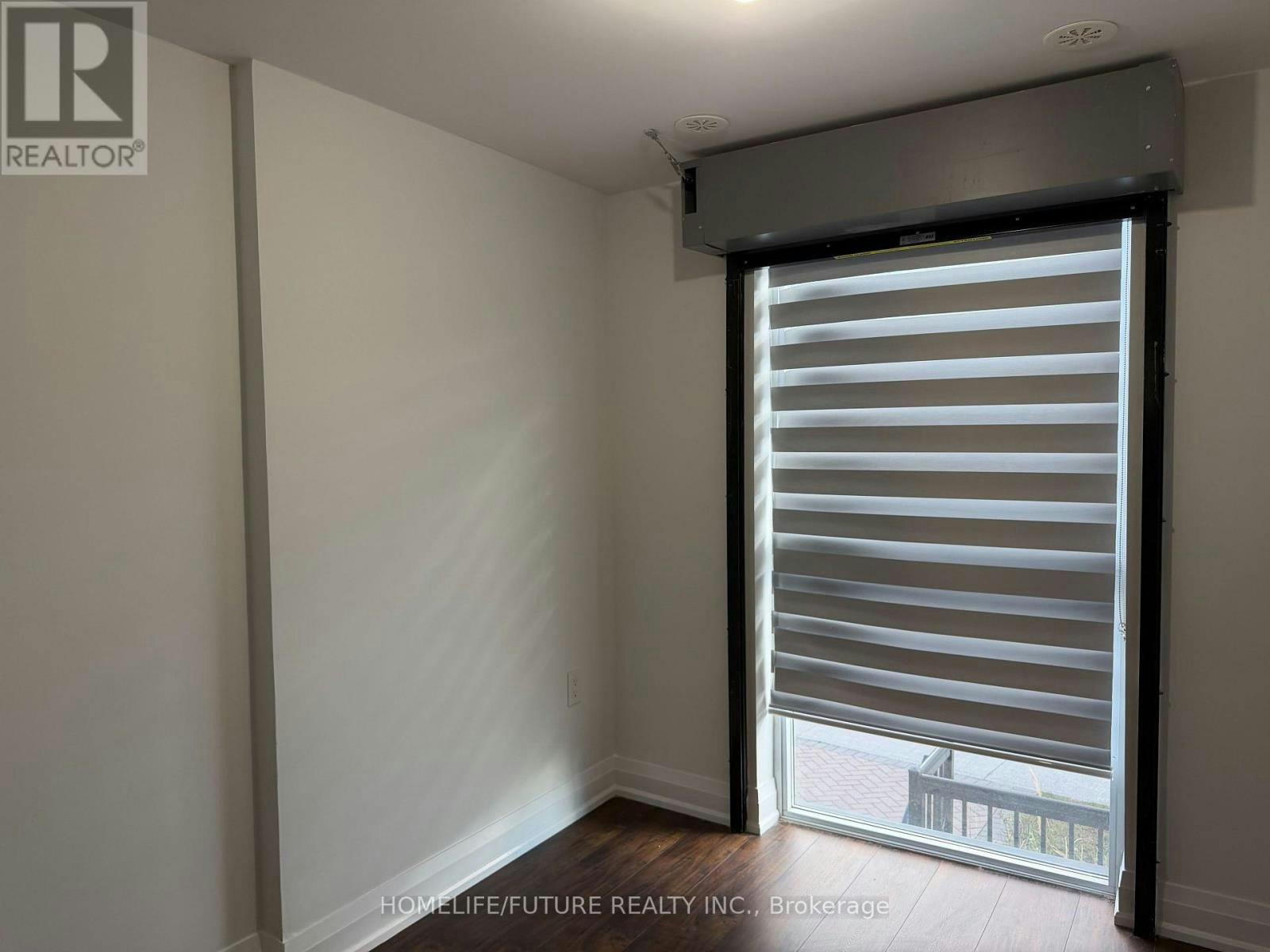 E-1002-52 Coles Avenue, Vaughan, ON, L4L 0J1 - 5