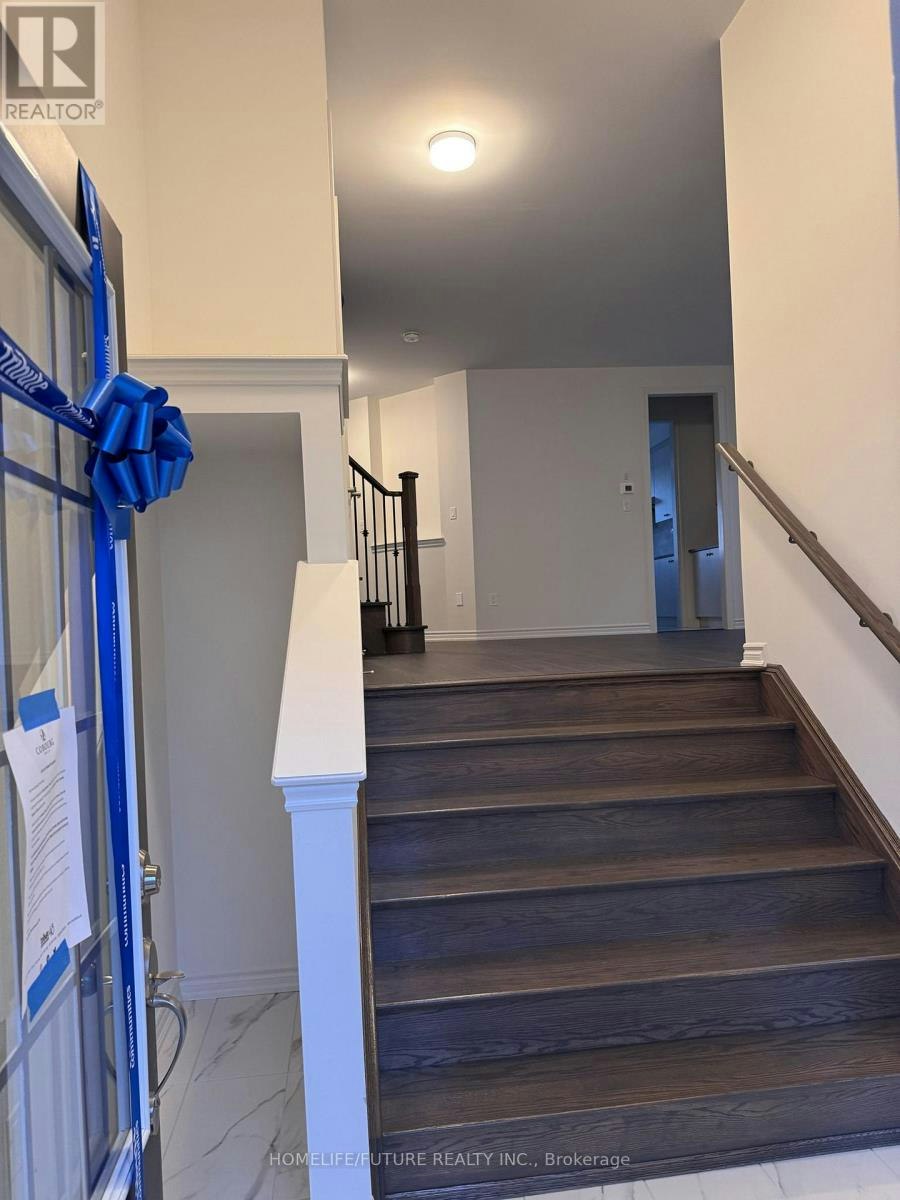 529 Hornbeck Street, Cobourg, ON, K9A 4A1 - 4