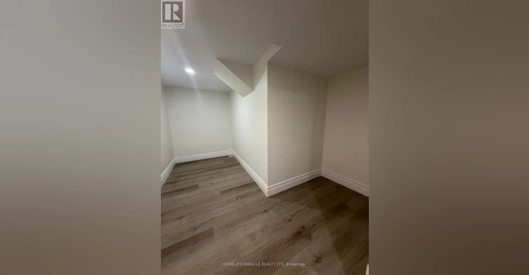 BSMT-289 Fleetwood Drive, Oshawa, ON, L1K 3E8 - 14