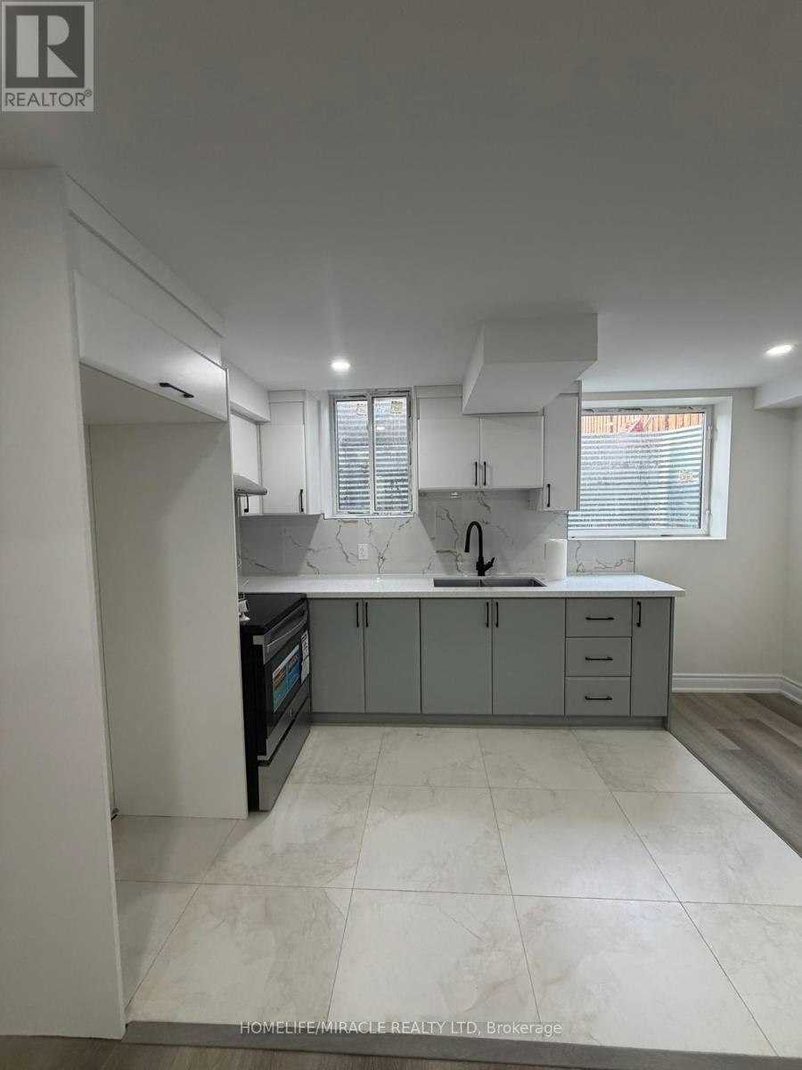 BSMT-289 Fleetwood Drive, Oshawa, ON, L1K 3E8 - 8