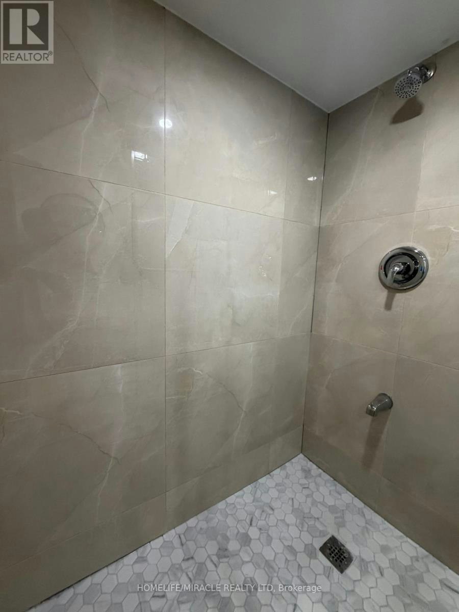 BSMT-289 Fleetwood Drive, Oshawa, ON, L1K 3E8 - 17