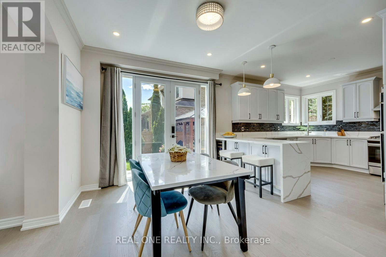 238 Nautical Boulevard, Oakville, ON, L6L 0B9 - 9