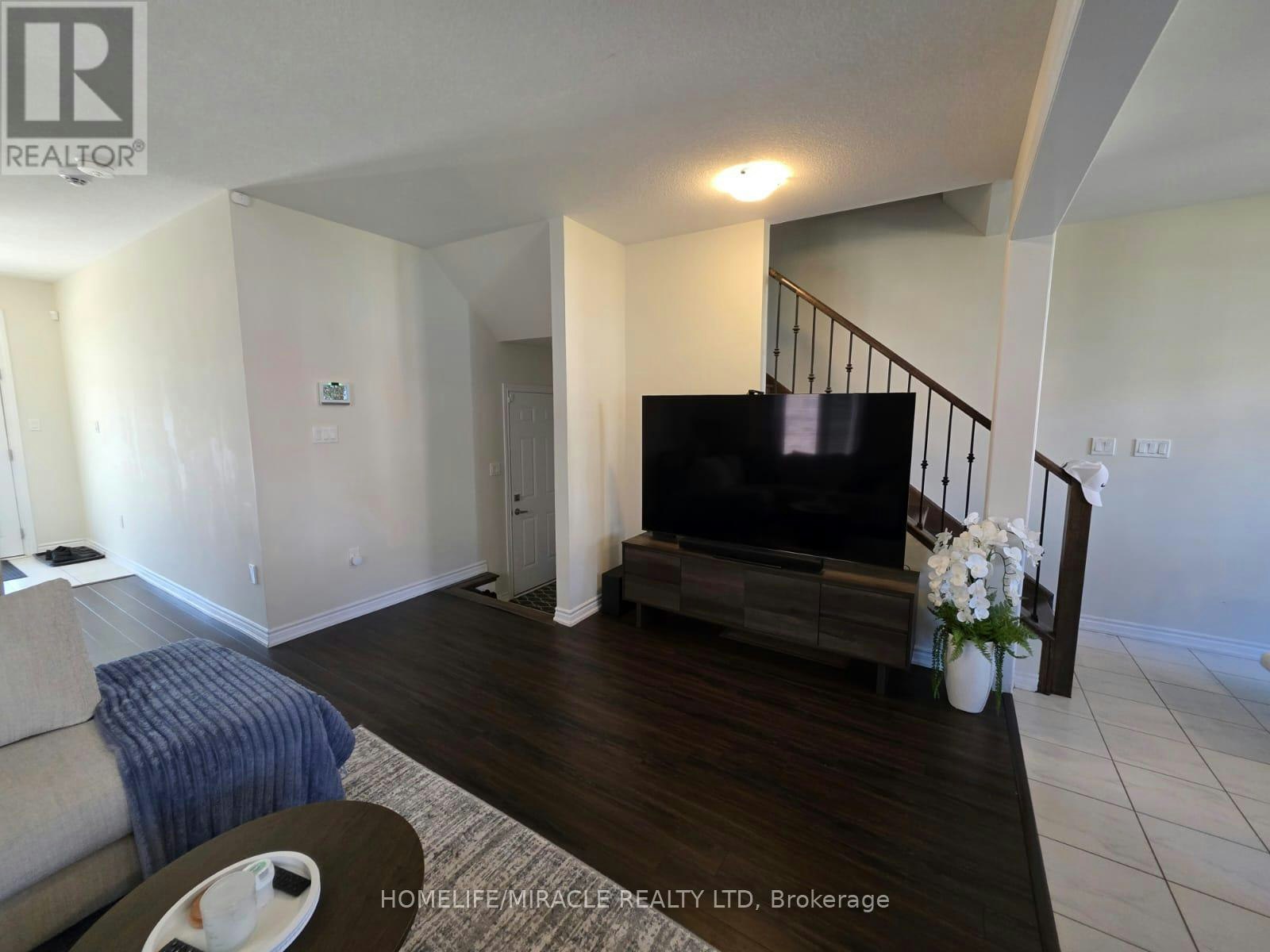 26 Amos Avenue, Brantford, ON, N3T 0V4 - 10