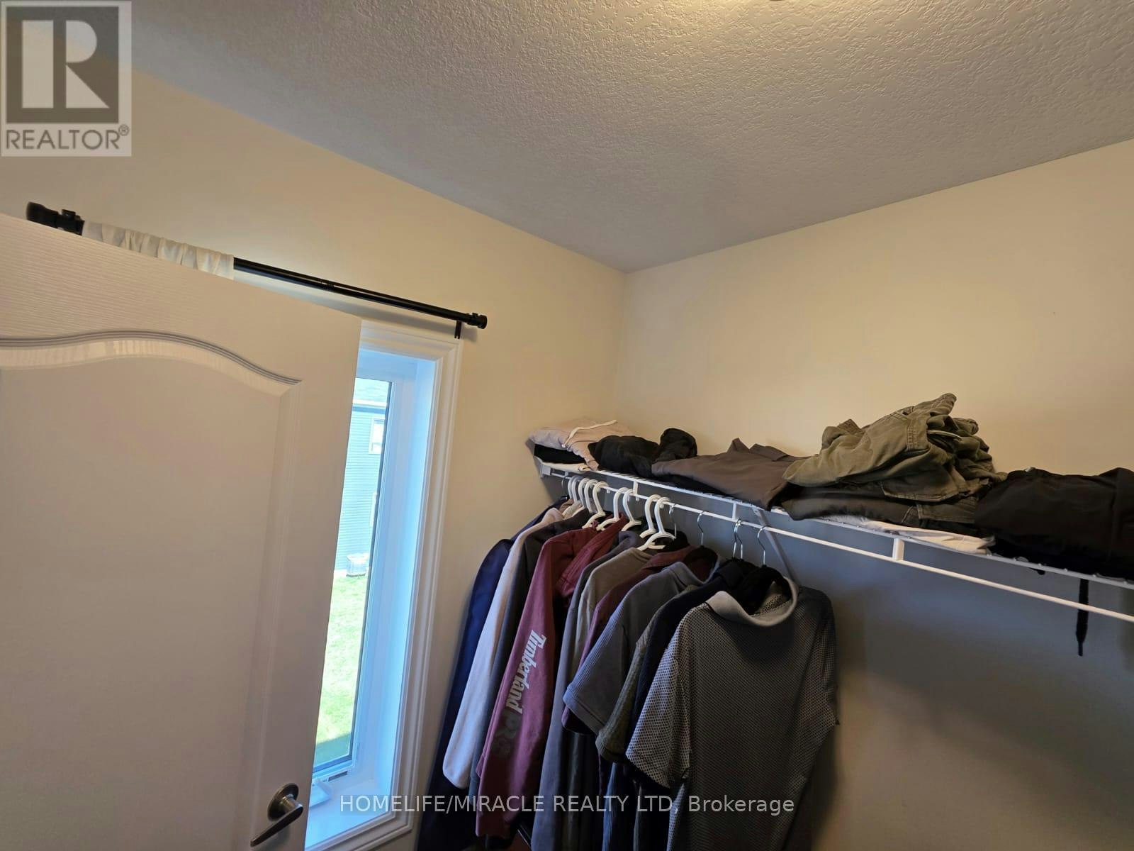 26 Amos Avenue, Brantford, ON, N3T 0V4 - 21