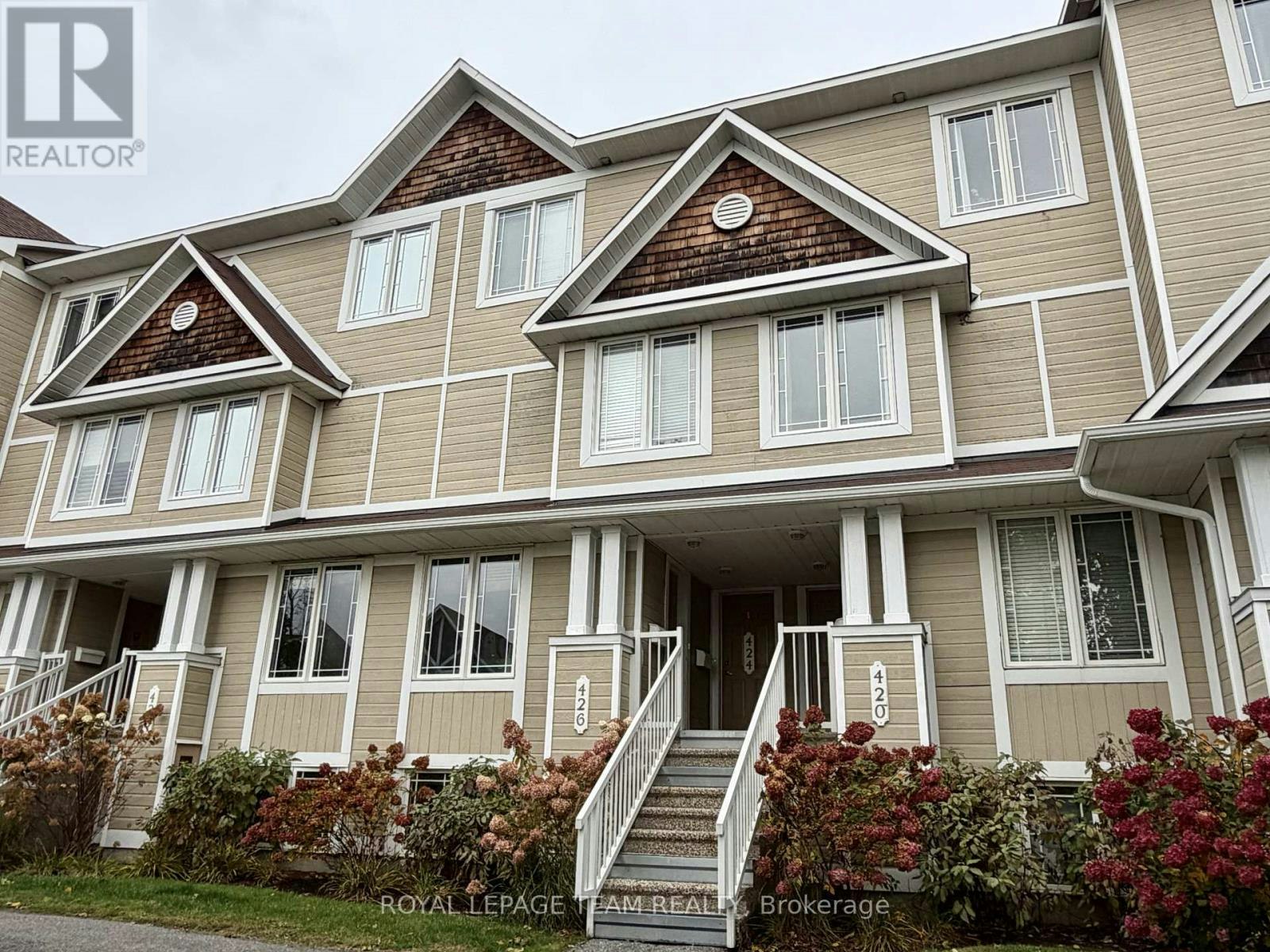 13-424 Hillsboro Private, Ottawa, ON, K2M 3A8