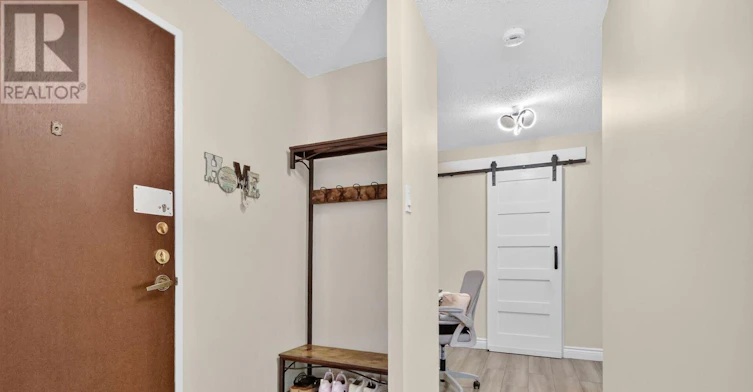 412-1505 Baseline Road, Ottawa, ON, K2C 3L4 - 2