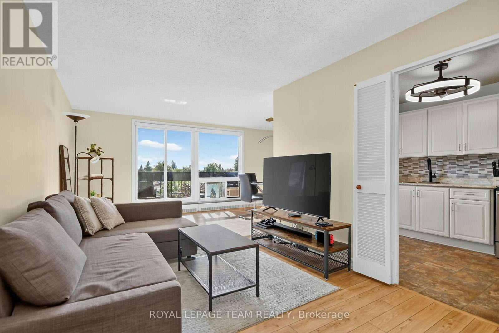 412-1505 Baseline Road, Ottawa, ON, K2C 3L4 - 3
