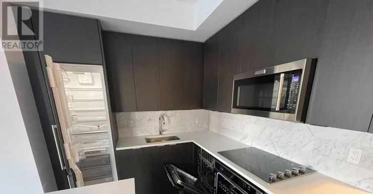 2004-38 Iannuzzi Street, Toronto, ON, M5V 0S2 - 3