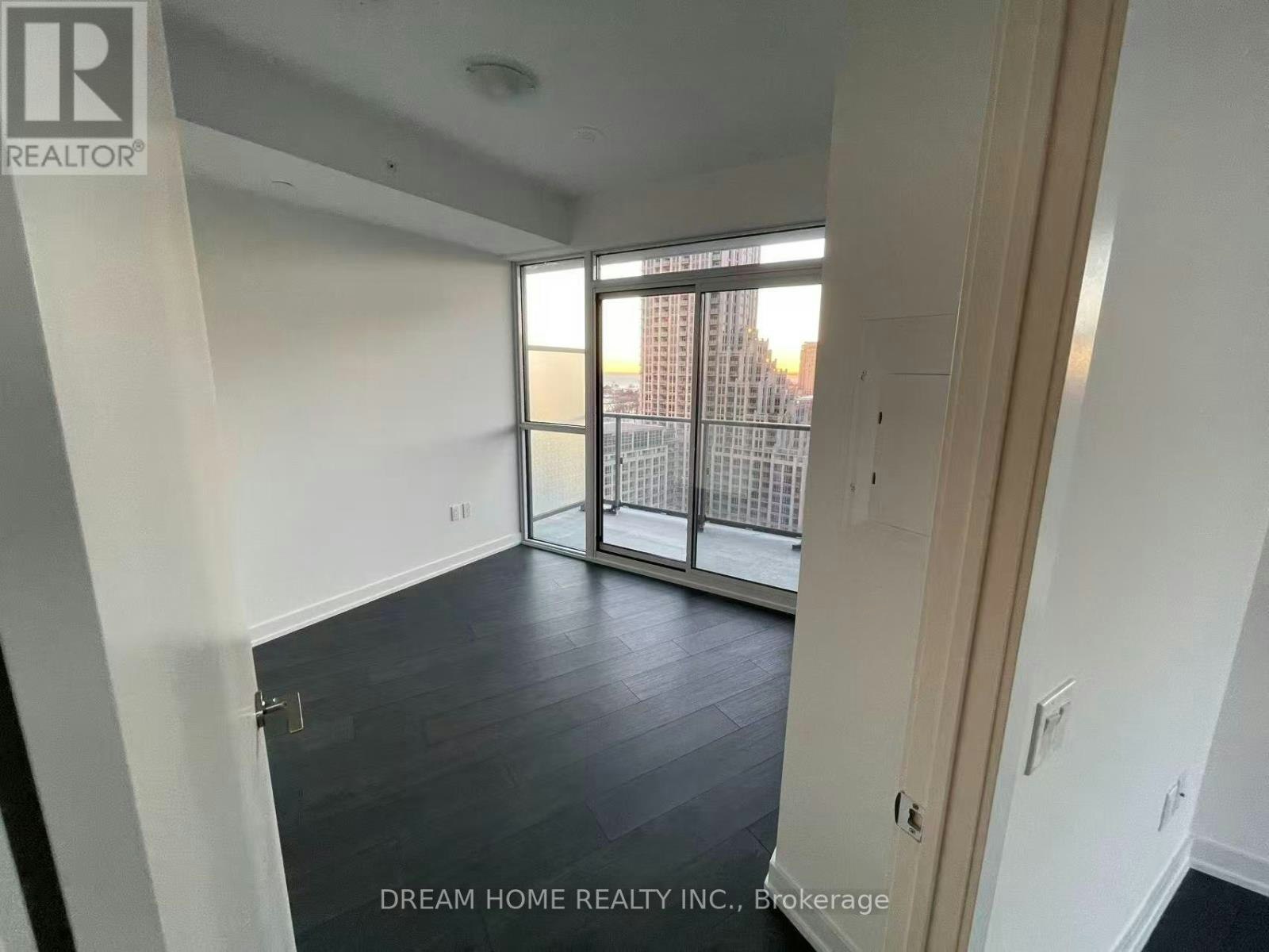 2004-38 Iannuzzi Street, Toronto, ON, M5V 0S2 - 4