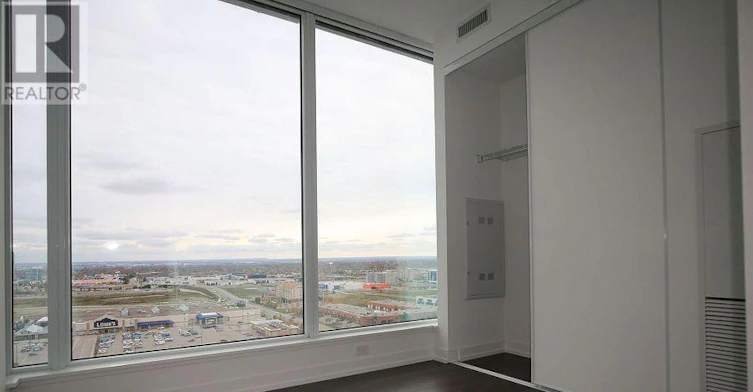 2010-5 Buttermill Avenue, Vaughan, ON, L4K 0J5 - 4