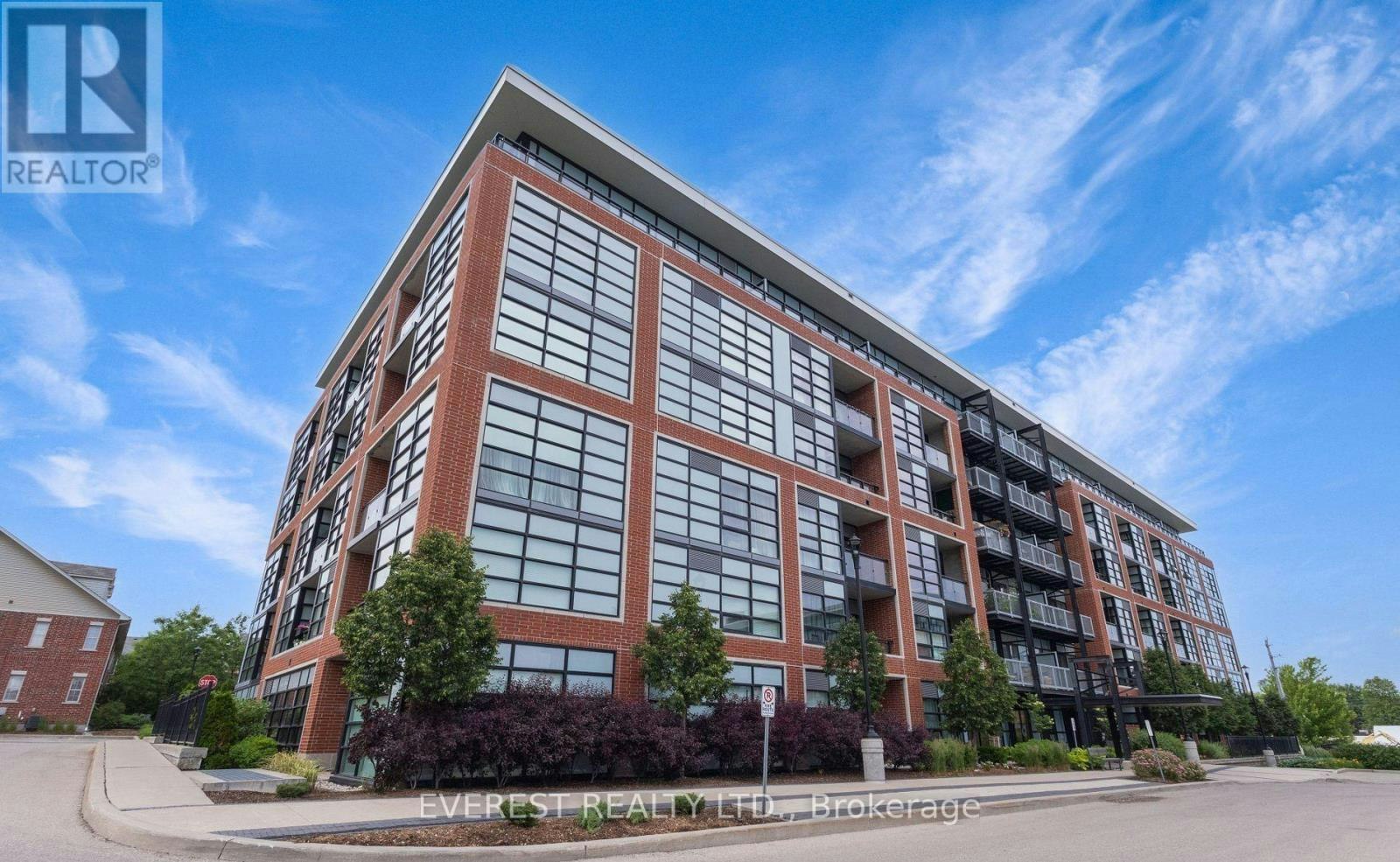 305-15 Prince Albert Boulevard, Kitchener, ON, N2H 0C2