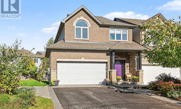 1063 Northgraves Crescent