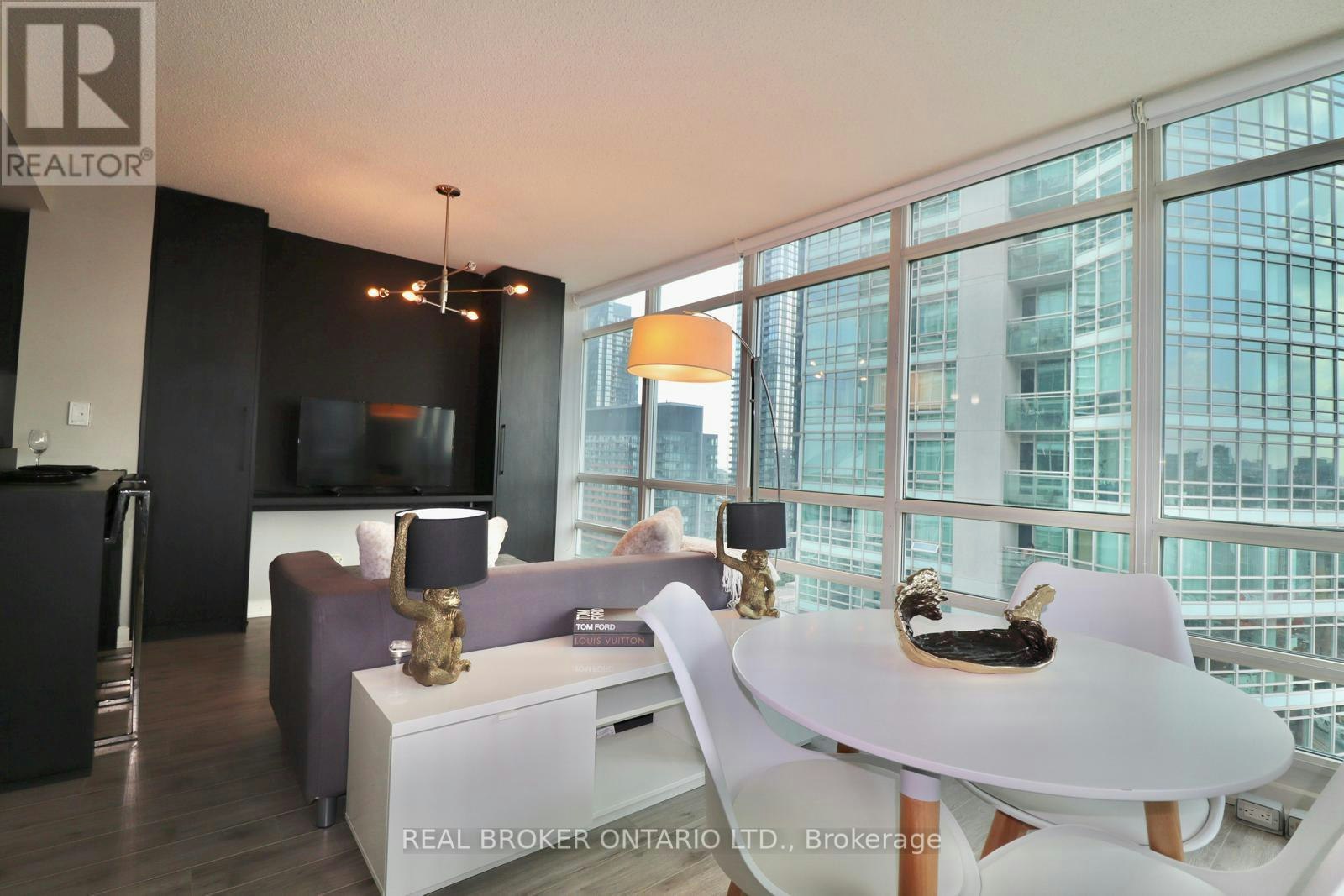 1902-381 Front Street, Toronto, ON, M5V 3R8 - 25