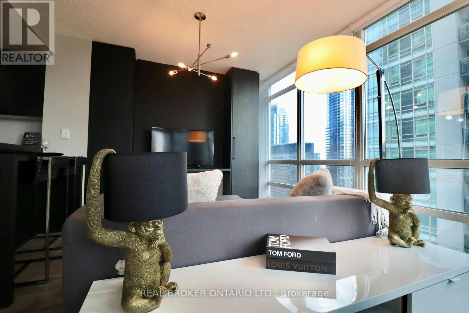 1902-381 Front Street, Toronto, ON, M5V 3R8 - 27