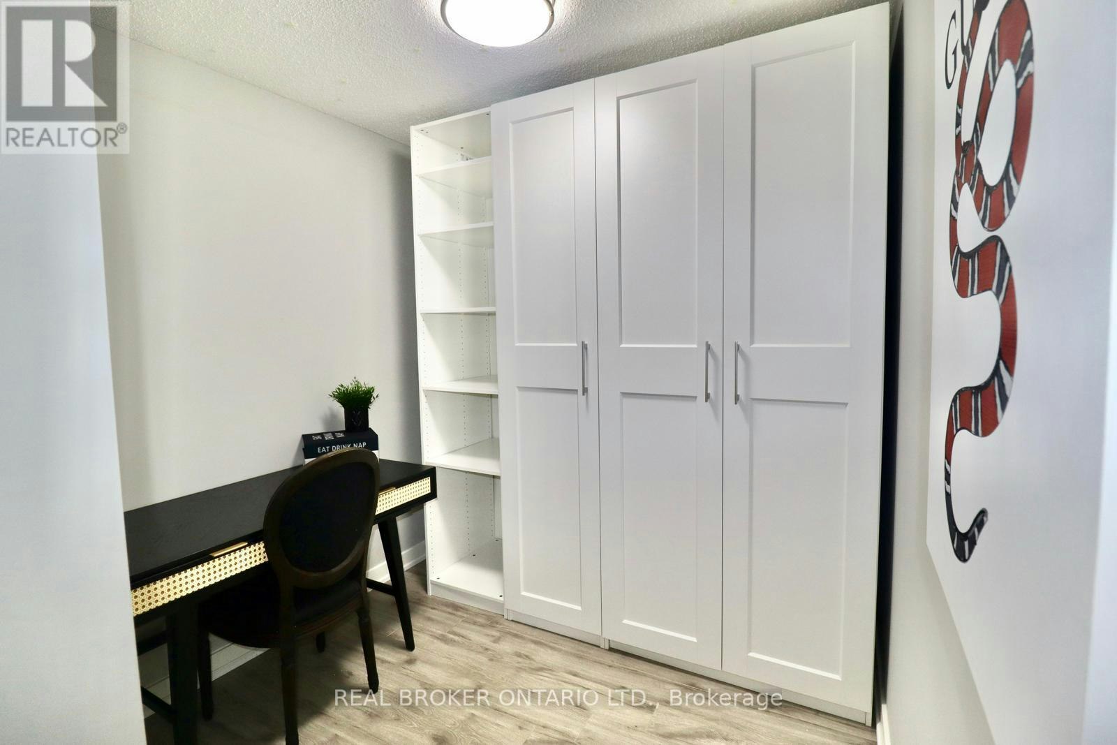 1902-381 Front Street, Toronto, ON, M5V 3R8 - 15
