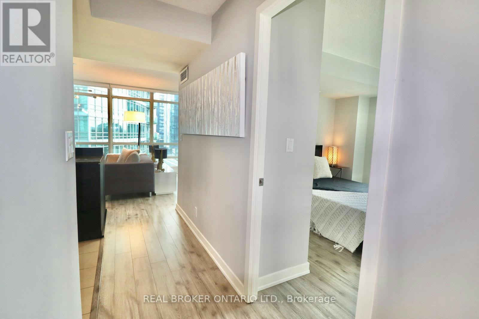 1902-381 Front Street, Toronto, ON, M5V 3R8 - 16