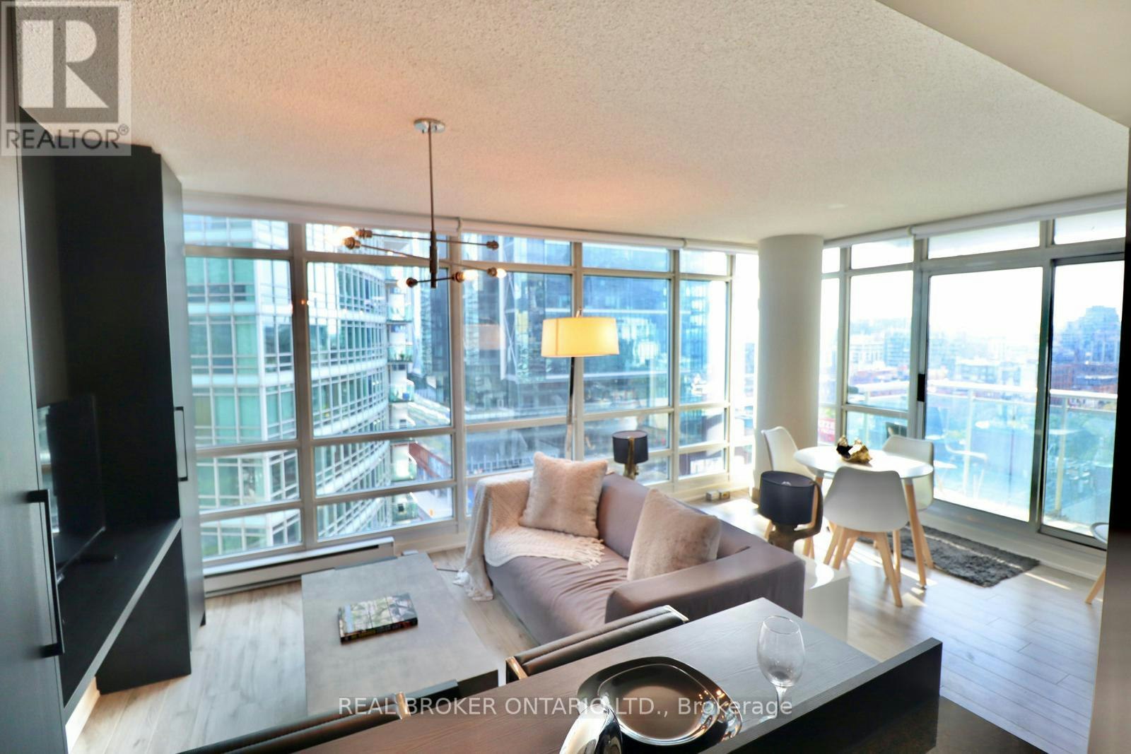 1902-381 Front Street, Toronto, ON, M5V 3R8
