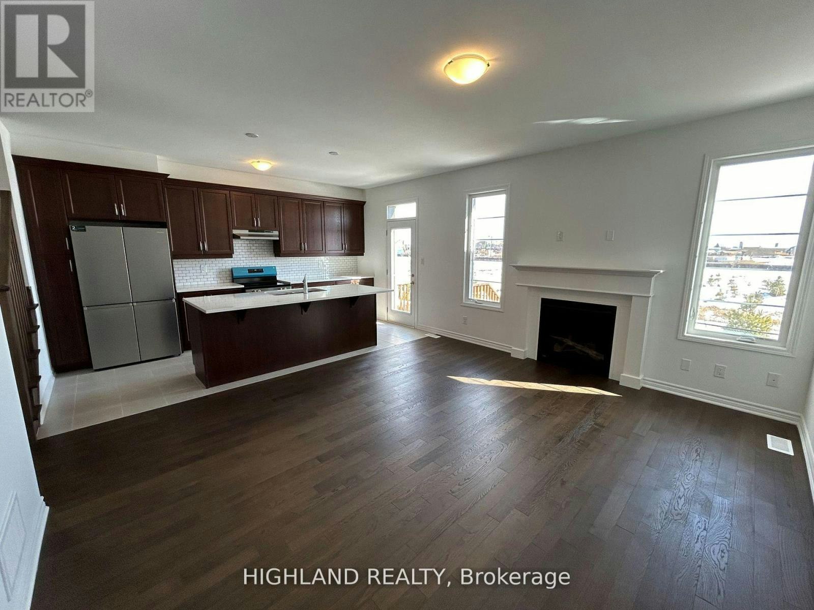 1186 Stacey Crescent, Milton, ON, L9E 2E4 - 4