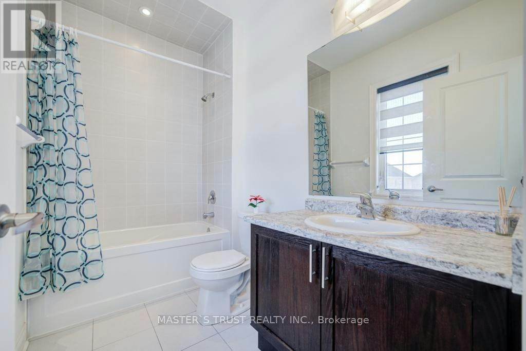 57 Tupling Street, Bradford West Gwillimbury, ON, L3Z 0W8 - 37