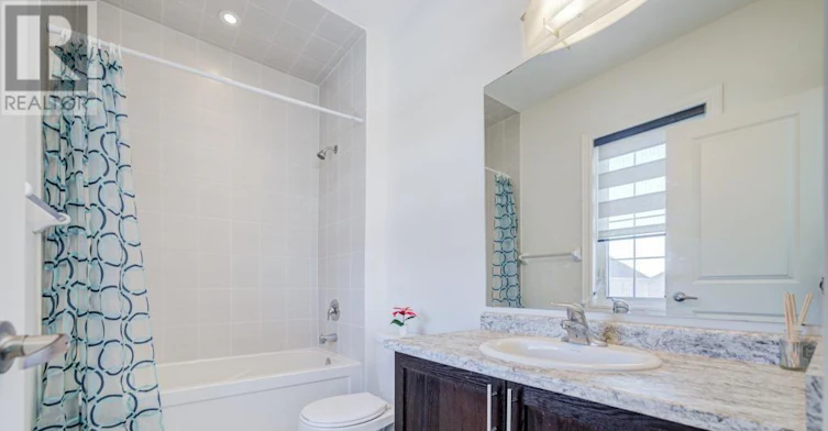 57 Tupling Street, Bradford West Gwillimbury, ON, L3Z 0W8 - 37