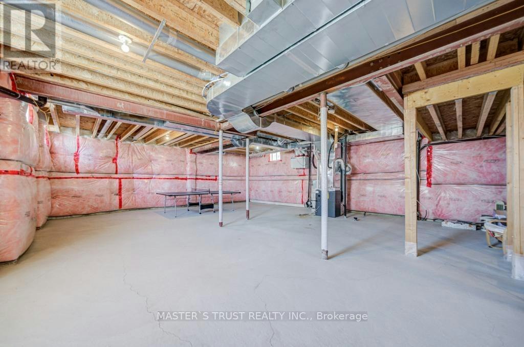 57 Tupling Street, Bradford West Gwillimbury, ON, L3Z 0W8 - 44