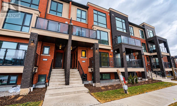 10-55 Romilly Avenue