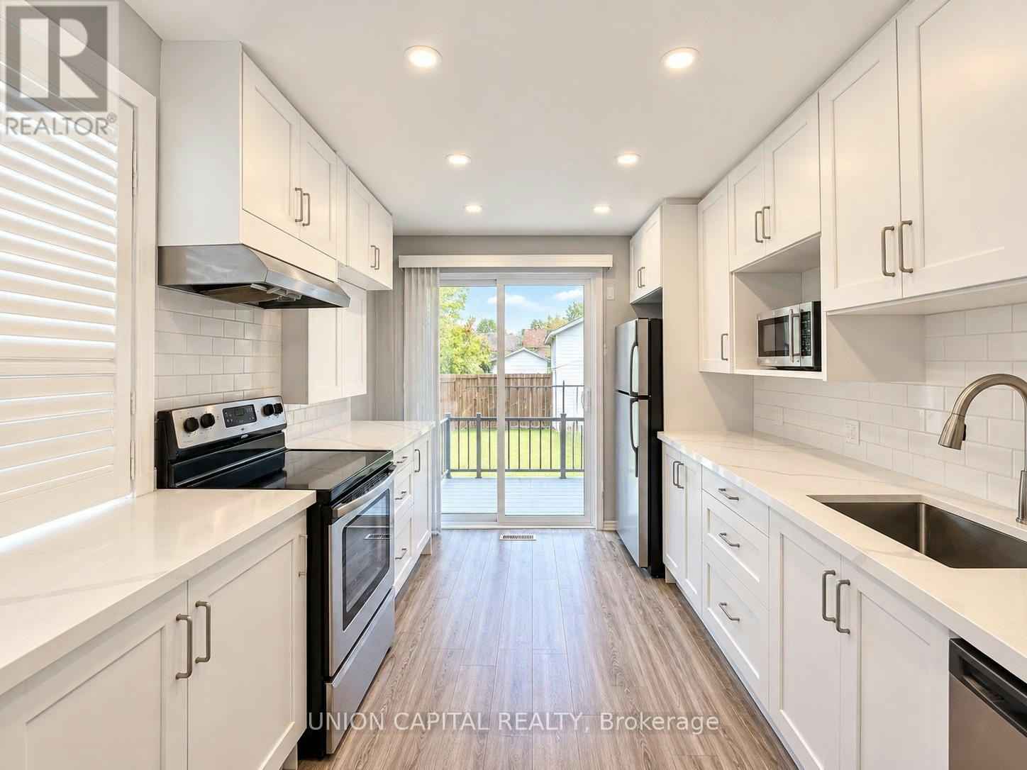 35 Normanhurst Avenue, Hamilton, ON, L8H 5M3 - 7