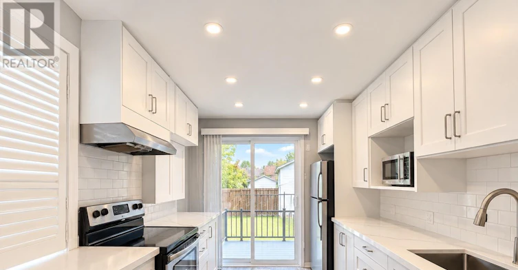 35 Normanhurst Avenue, Hamilton, ON, L8H 5M3 - 7