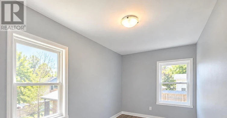 35 Normanhurst Avenue, Hamilton, ON, L8H 5M3 - 6