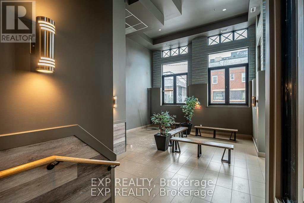 104-429 Kent Street, Ottawa, ON, K2P 1B5 - 4
