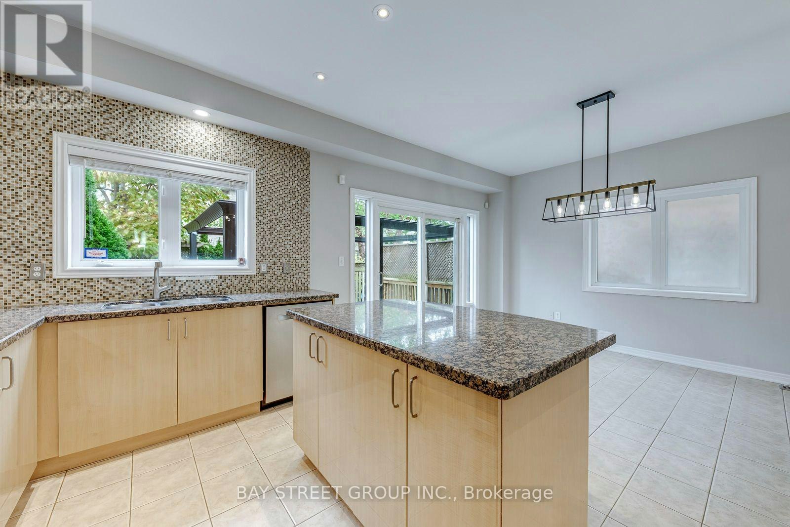 2455 Felhaber Crescent, Oakville, ON, L6H 7N8 - 22