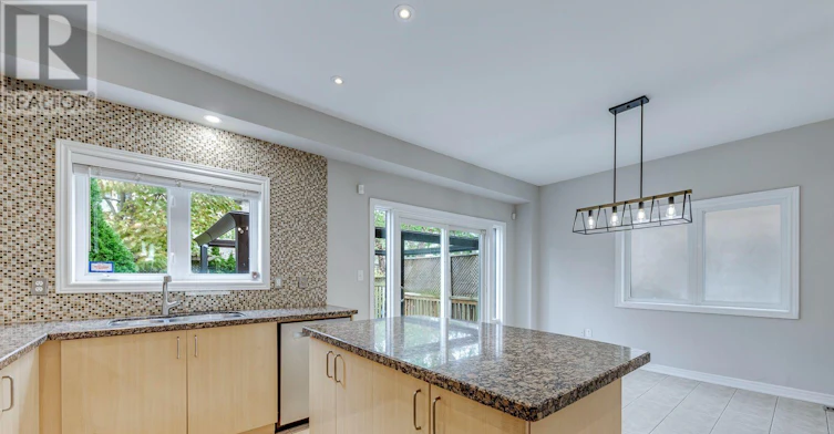 2455 Felhaber Crescent, Oakville, ON, L6H 7N8 - 22