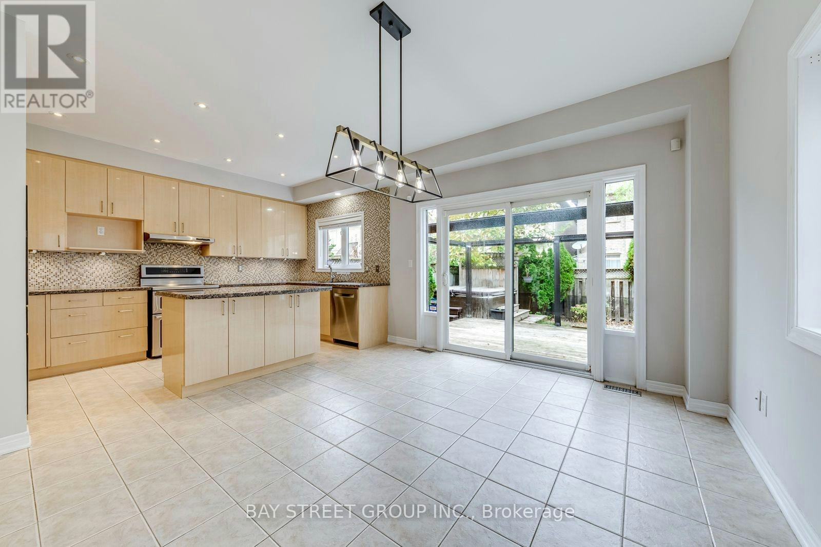 2455 Felhaber Crescent, Oakville, ON, L6H 7N8 - 14