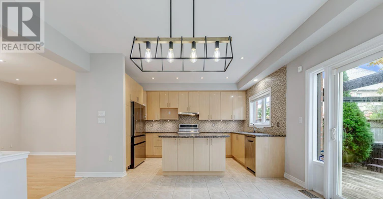 2455 Felhaber Crescent, Oakville, ON, L6H 7N8 - 15