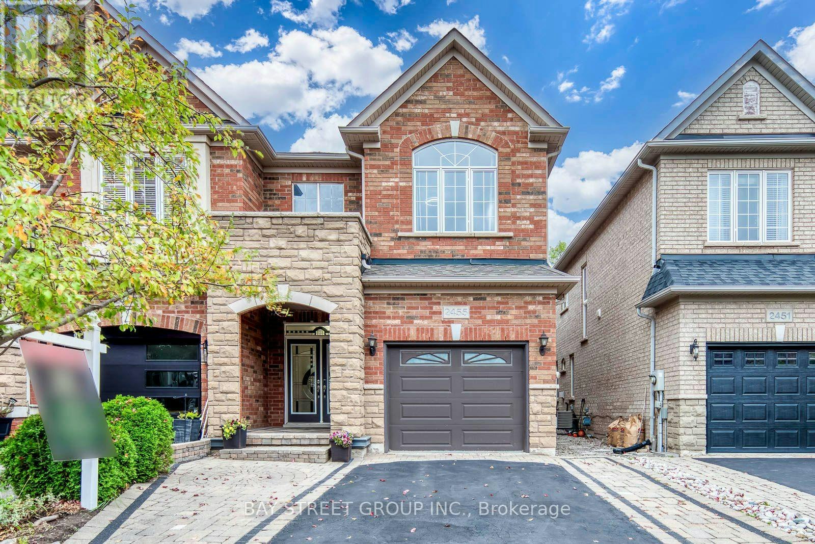 2455 Felhaber Crescent, Oakville, ON, L6H 7N8 - 2