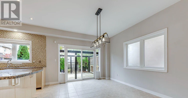 2455 Felhaber Crescent, Oakville, ON, L6H 7N8 - 13
