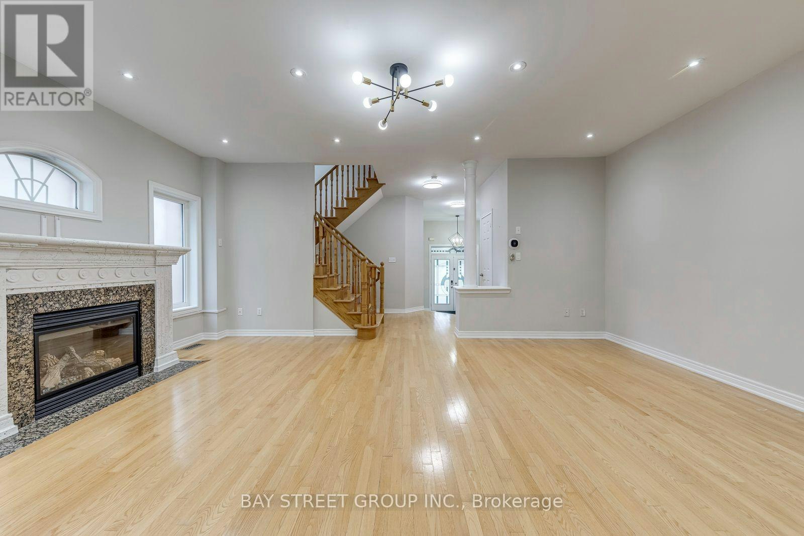 2455 Felhaber Crescent, Oakville, ON, L6H 7N8 - 11
