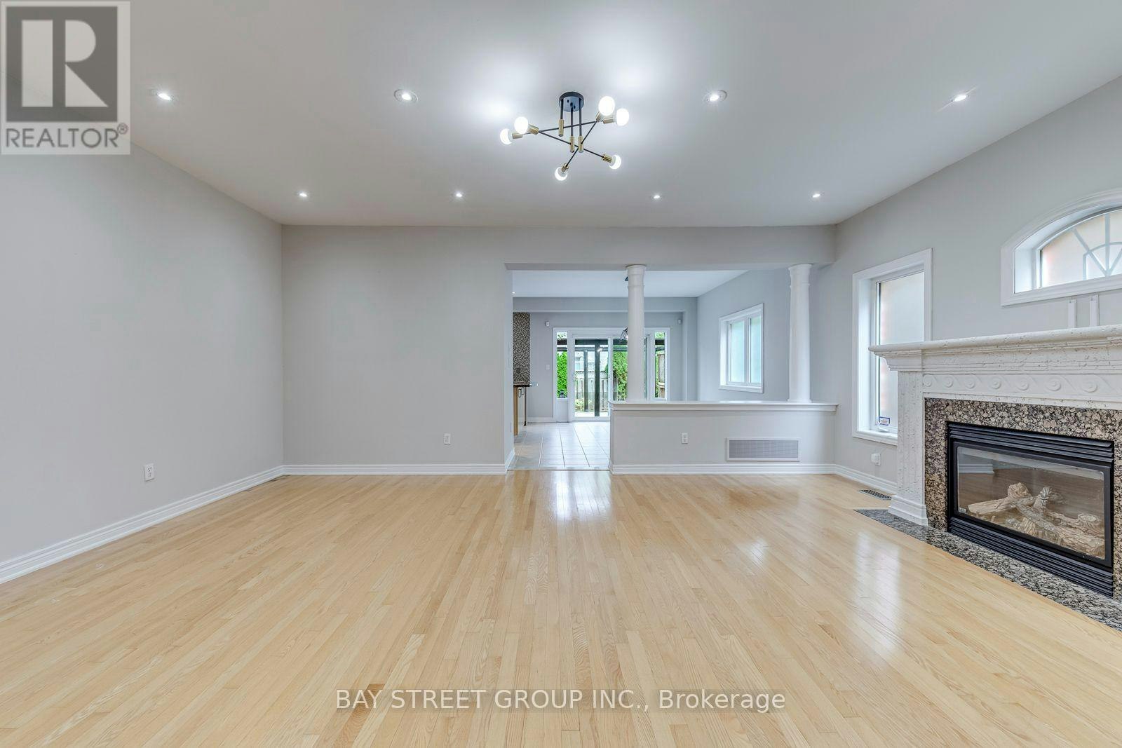2455 Felhaber Crescent, Oakville, ON, L6H 7N8 - 6