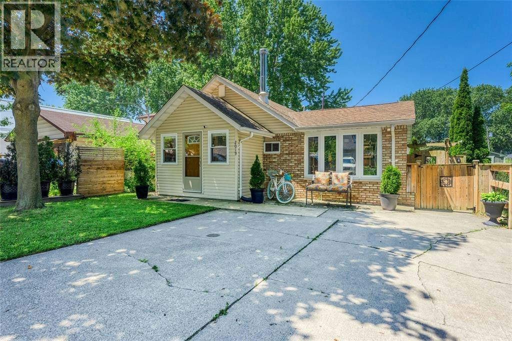 2019 Bay Street, Sarnia, ON, N0N 1C0