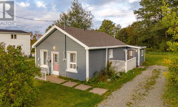 123 Lake Road
