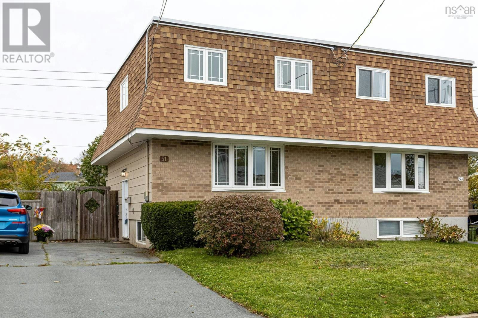 51 John Cross Drive, Dartmouth, NS, B2W 1X1