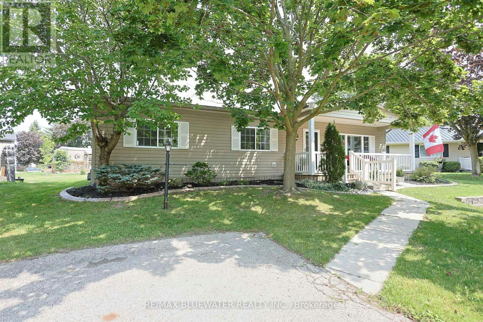 288 Concord Drive, Exeter, ON, N0M 1T0 - 6