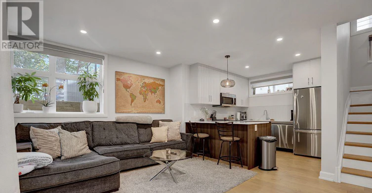 D-415 Tweedsmuir Avenue, Ottawa, ON, K1Z 5N6 - 4