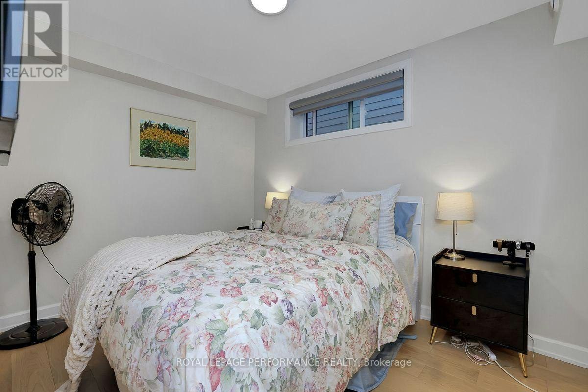 D-415 Tweedsmuir Avenue, Ottawa, ON, K1Z 5N6 - 7
