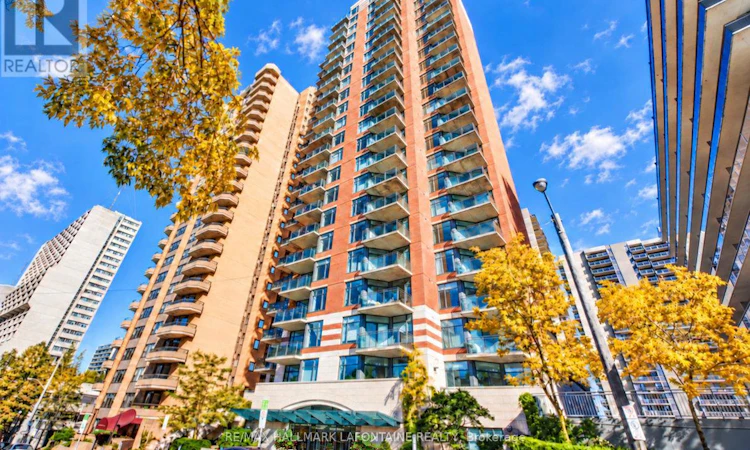 1606-570 Laurier Avenue W