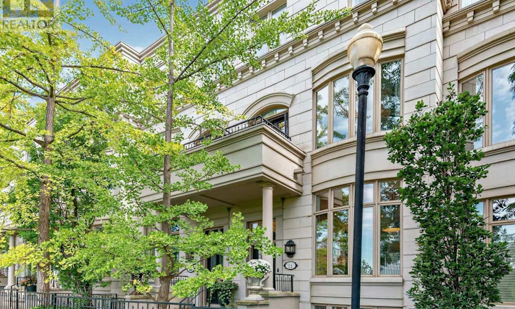21-260 Russell Hill Road
