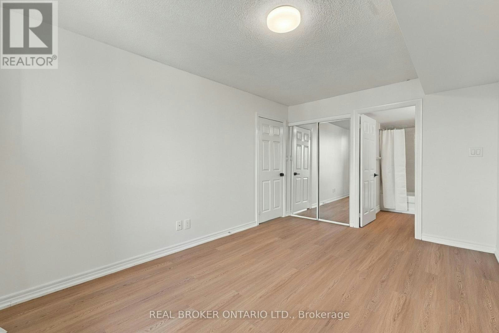 205-1700 Eglinton Avenue E, Toronto, ON, M4A 2X4 - 19