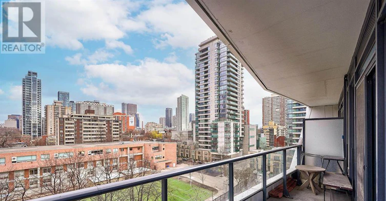 818-85 Wood Street, Toronto, ON, M4Y 0E8 - 9